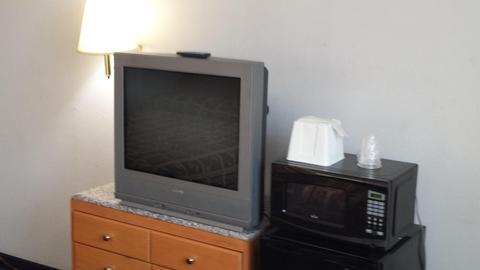 Value Inn & Suites Salina Luaran gambar