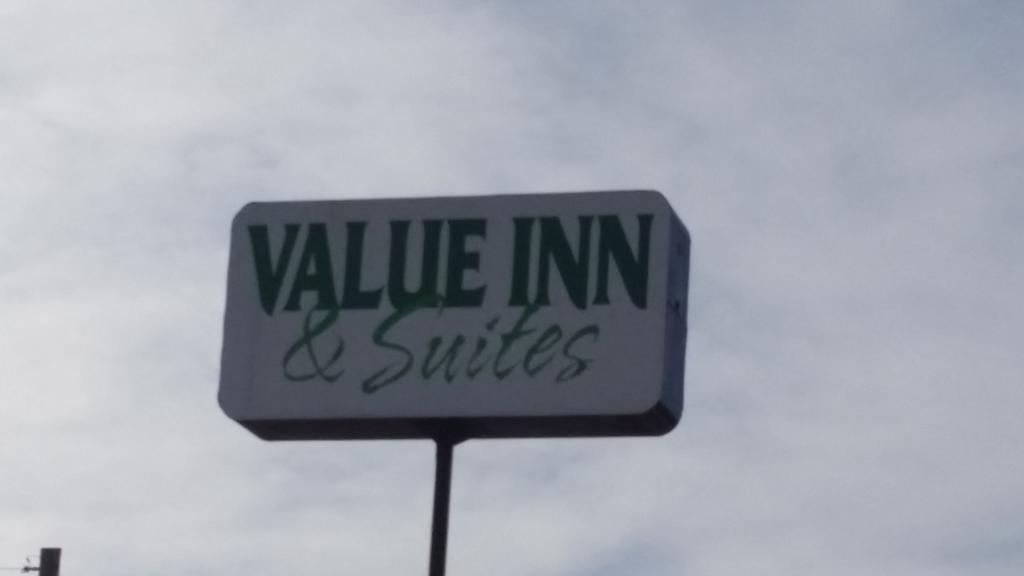 Value Inn & Suites Salina Luaran gambar