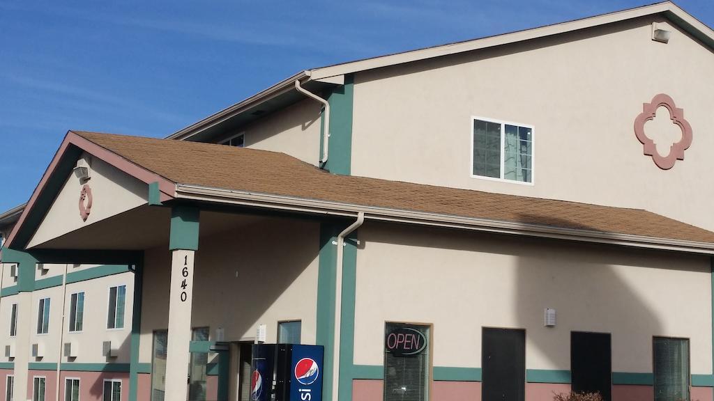 Value Inn & Suites Salina Luaran gambar