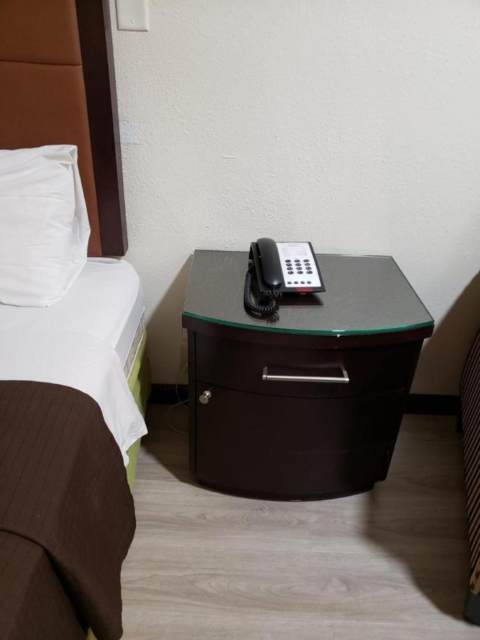 Value Inn & Suites Salina Luaran gambar